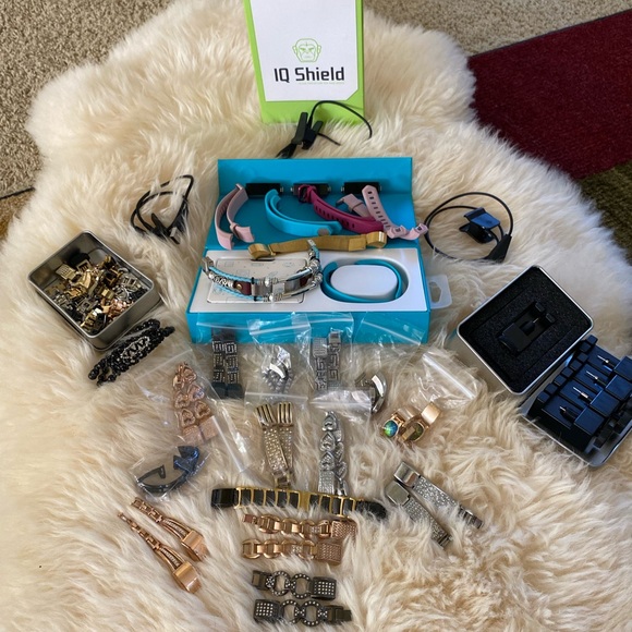 🌟THREE FITBIT ALTA TRACKERS WITH STUNNING COLLECTION🌟